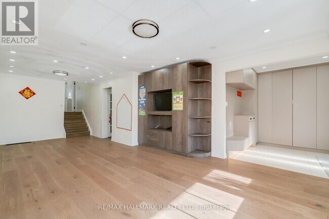 Photo du bâtiment - 188 Upper Canada Dr