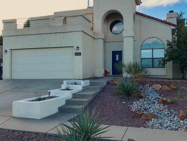 Building Photo - 6333 Prairie Sage Dr NW