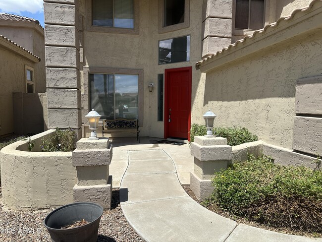 Building Photo - 200 W Flamingo Dr