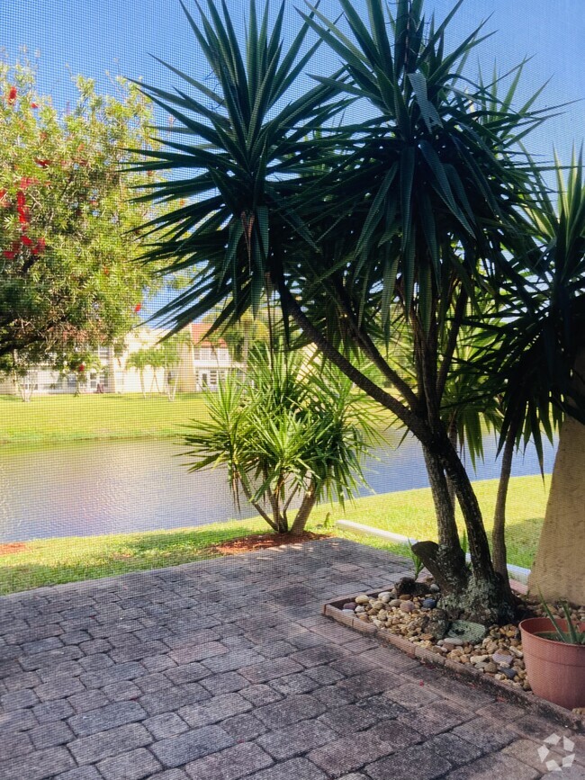 Lago Delrey Short Term Apartments for Rent Delray Beach, FL 10