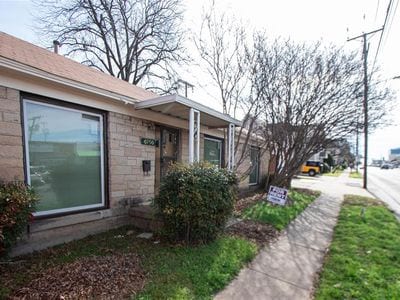 Building Photo - 6950 Hillcrest Ave