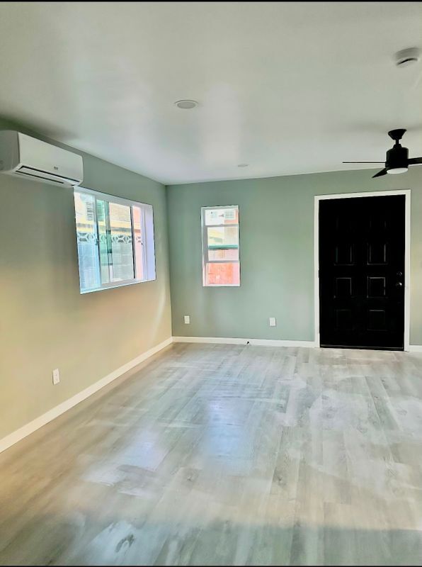 Foto del edificio - 4786 Harrison St