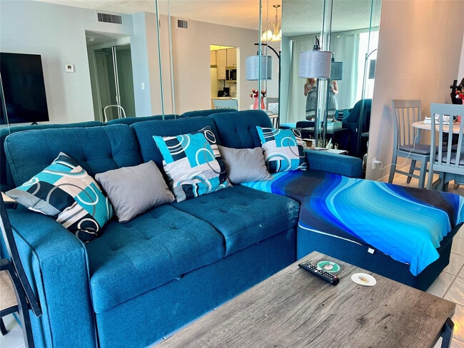 Foto del edificio - 111 Briny Ave