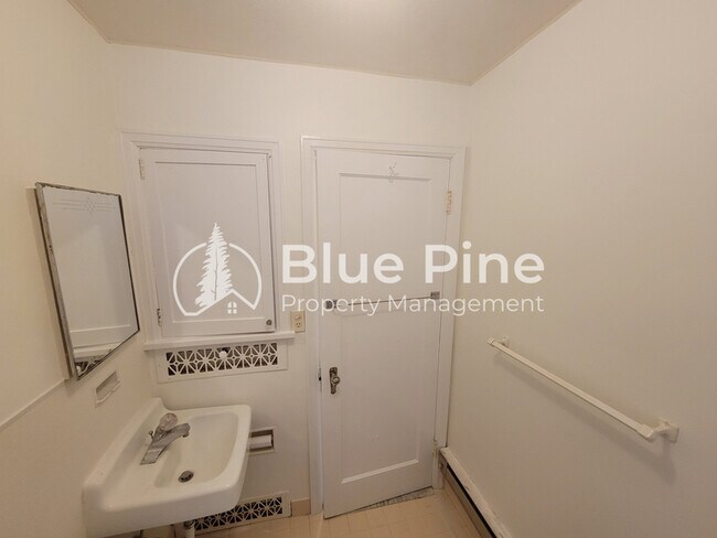 Foto del edificio - 302 12th St