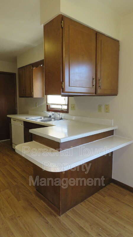 Building Photo - 1346 17th St S
