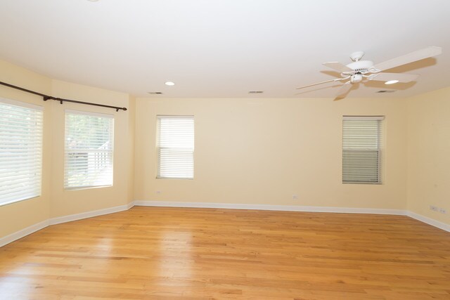 Foto del edificio - 2924 N Talman Ave
