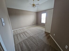 Building Photo - 3117 Princess Bay Ct