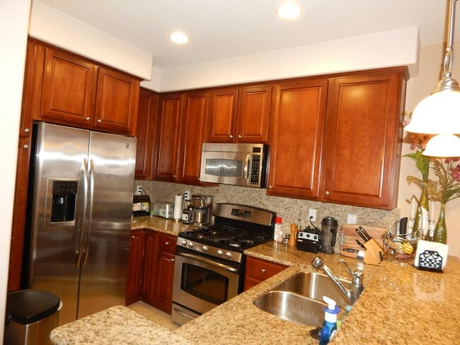 Building Photo - 888 Rancho Place