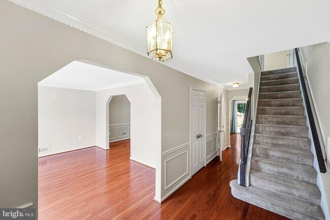 Foto del edificio - 2852 Yarn Ct