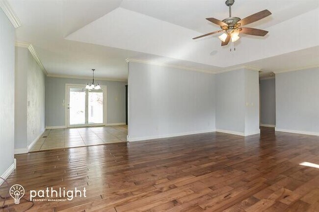 Foto del edificio - 803 West Briarwood Lane, Nixa, MO, 65714