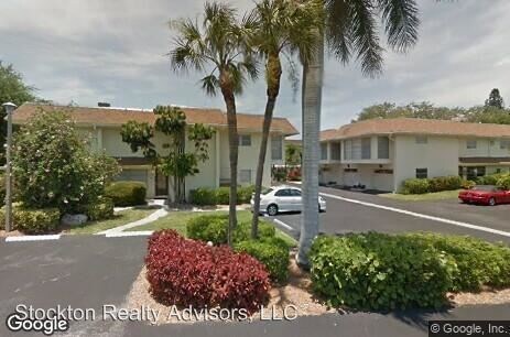 Building Photo - 2 br, 1.5 bath House - 589 Sutton Place