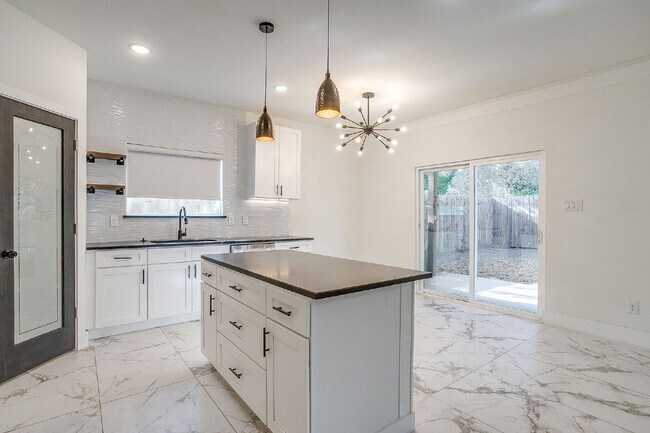 Foto del edificio - Beautiful New Build in Heart of Fort Worth!