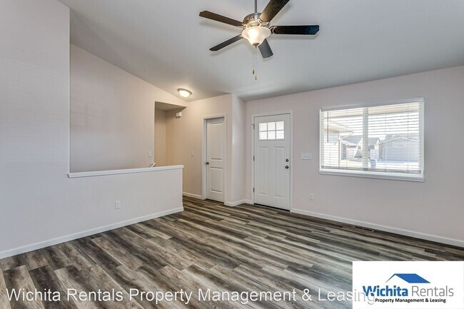 Building Photo - 4 br, 3 bath House - 8719 E. Chris Ct.