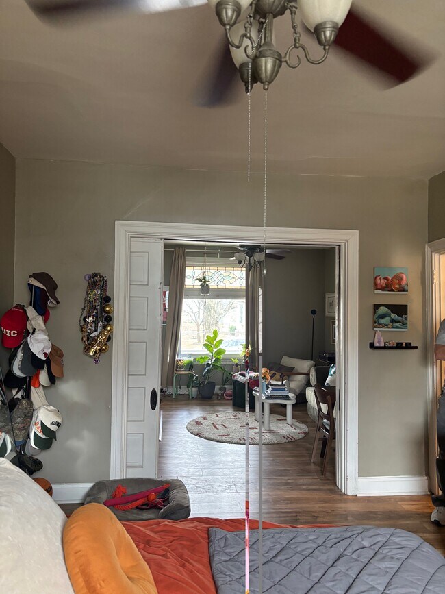 Foto del edificio - 127 2nd St