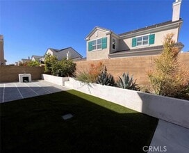 Building Photo - 105 Diamondback