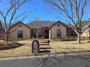 Building Photo - 5603 Thomas Nelson Dr