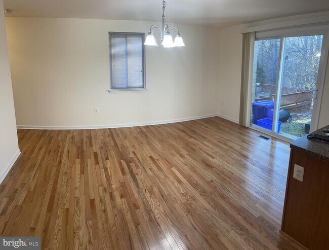 Foto del edificio - 14420 Pebble Hill Ln