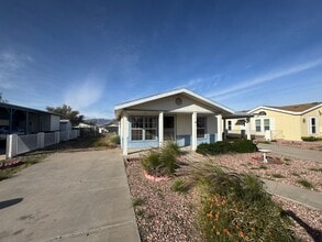 Building Photo - 4419 Susan Pl