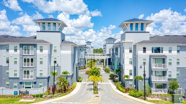 Photo - Hub Orlando Apartments