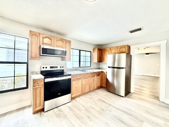 Foto del edificio - 2425 Auburn St S