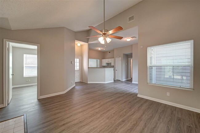 Building Photo - 6414 Whitbourne Dr