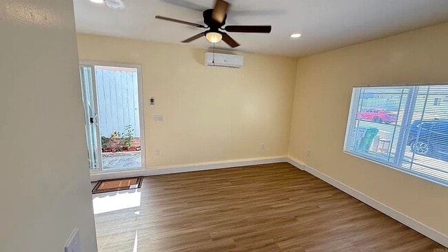 Building Photo - 2624 Caulfield Dr