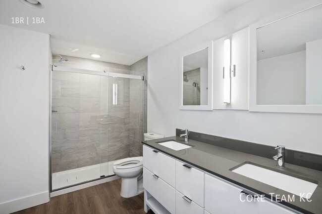 Foto del edificio - One bedroom For Rent in Midtown