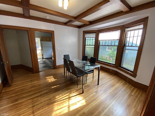 Foto del edificio - 8 br, 3 bath House - 503 E Ann St 503 East...