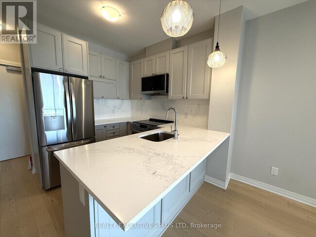 Building Photo - 470 Gordon Krantz Ave