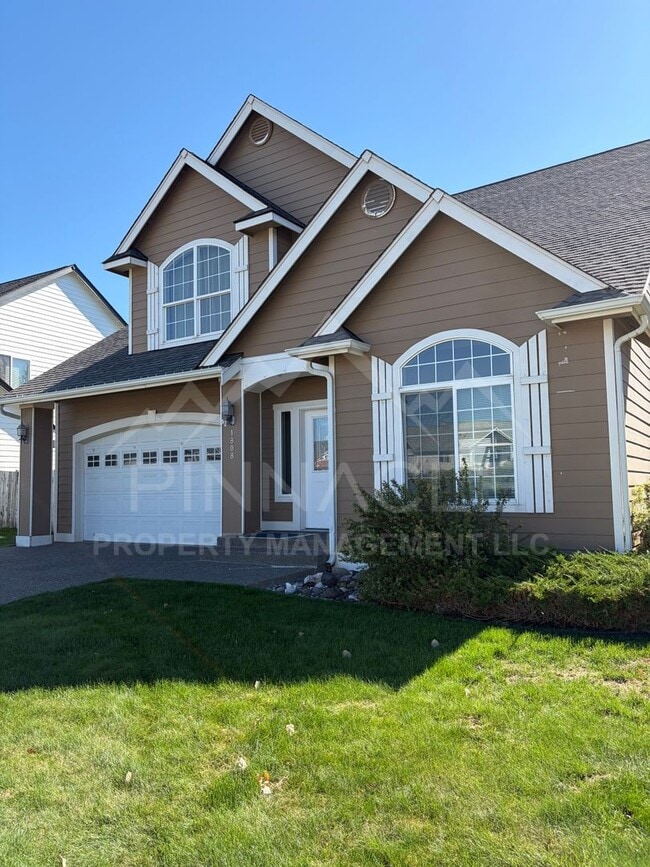 Building Photo - 1808 Clearview Dr