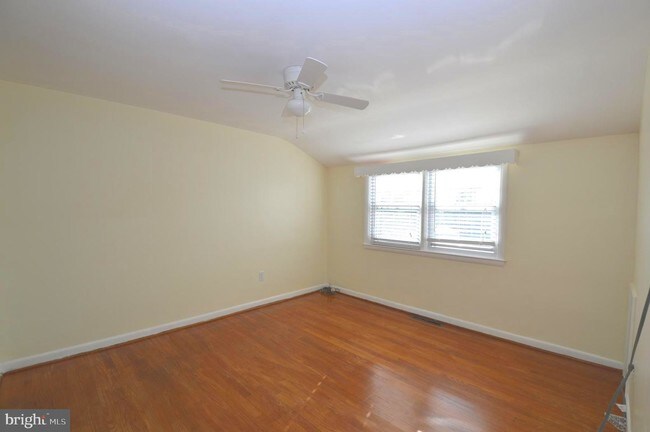 Building Photo - 5128 Westland Blvd