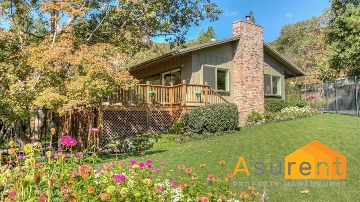 Primary Photo - Amazing Property on 1.25 Acres Available S...