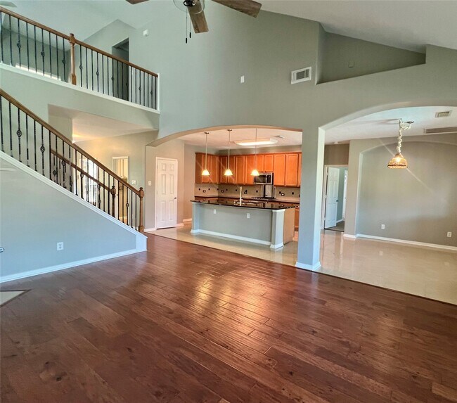 Foto del edificio - 411 White Oak Pointe Dr