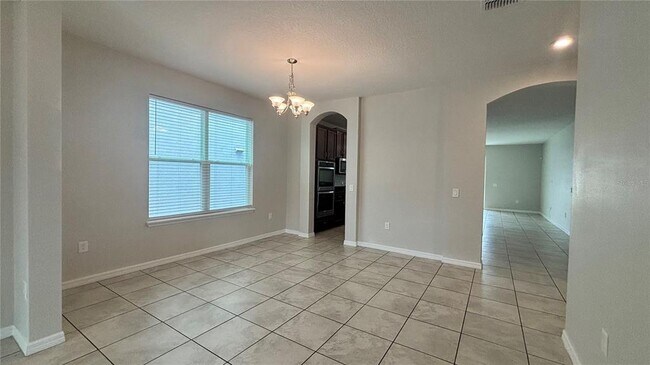 Building Photo - 14153 Dove Hollow Dr