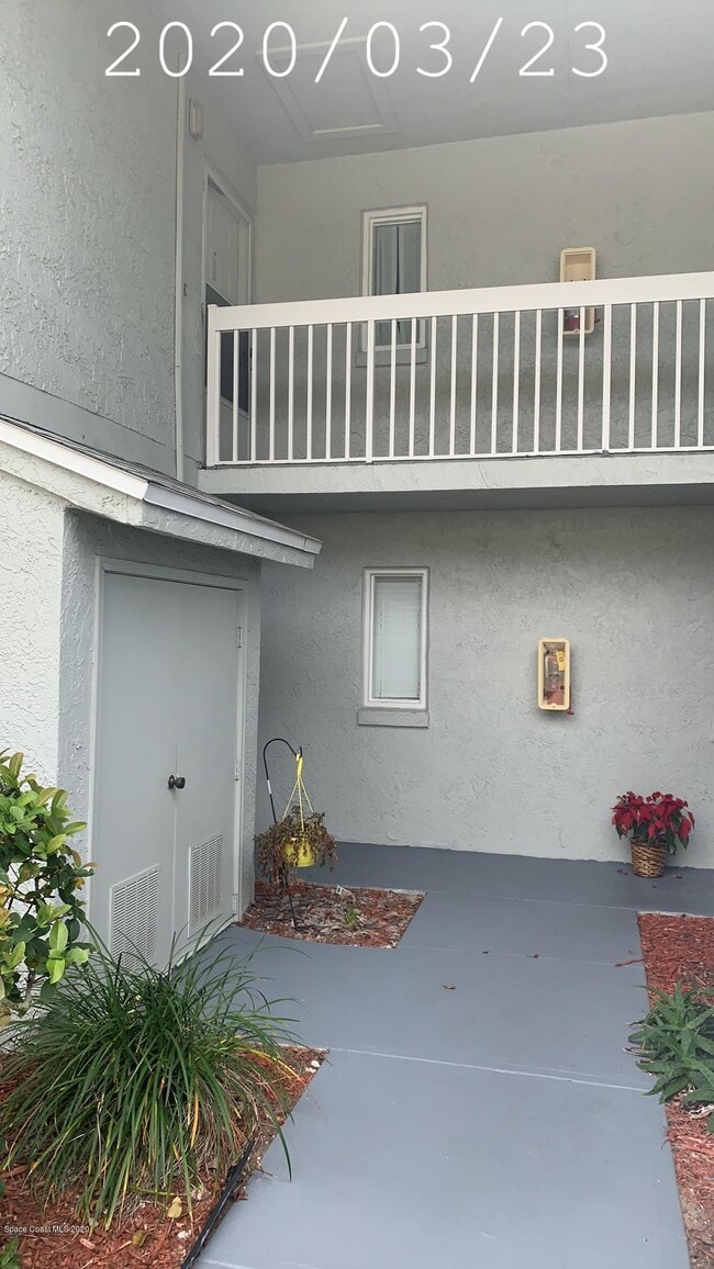 Building Photo - 909 Sonesta Ave NE