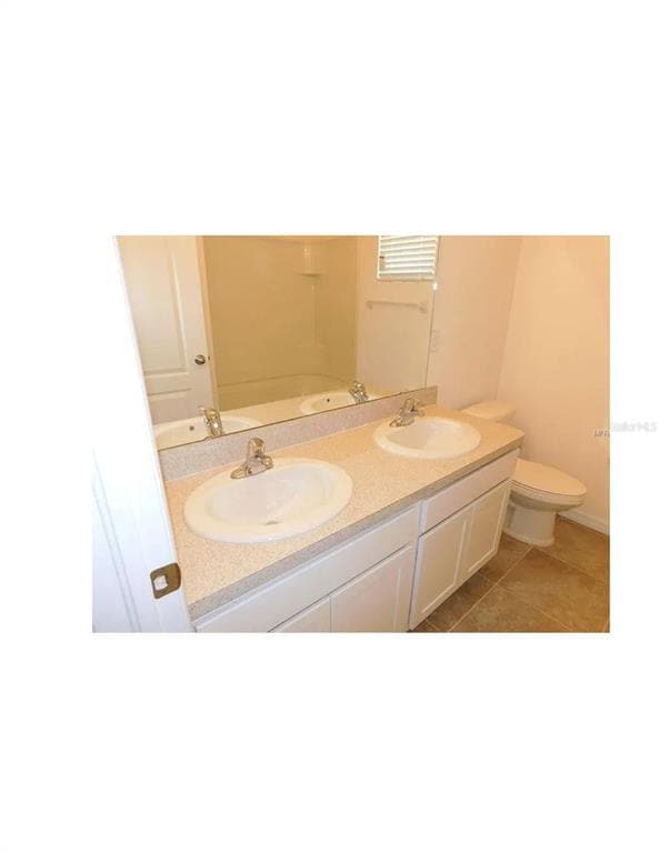 Building Photo - 32995 Windelstraw Dr
