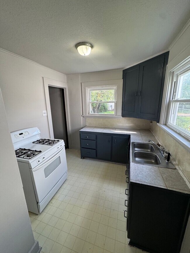 Foto del edificio - 3528 Reed St