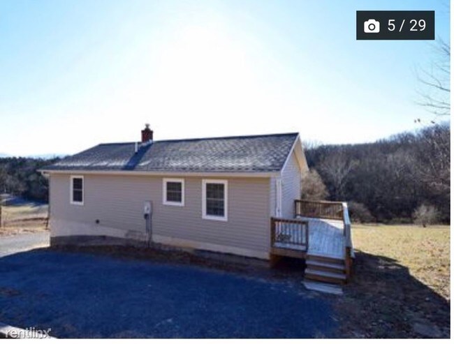 Building Photo - 3 br, 1 bath House - 3348 Swover Creek Rd