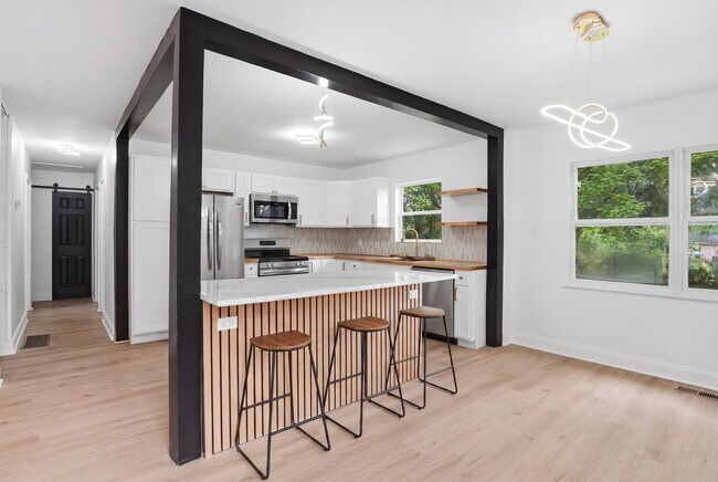 Building Photo - 439 N Edgemont Cir NW