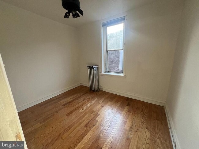 Building Photo - 1319 S 22nd St