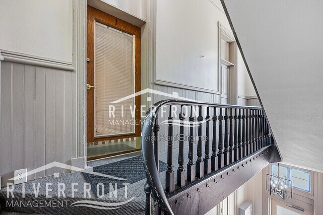 Foto del edificio - 1686 Blue Rock St
