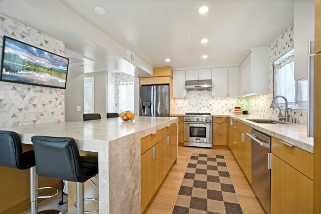 Foto del edificio - 1534 Amherst Ave