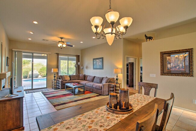 Foto del edificio - 10342 E Tierra Buena Ln