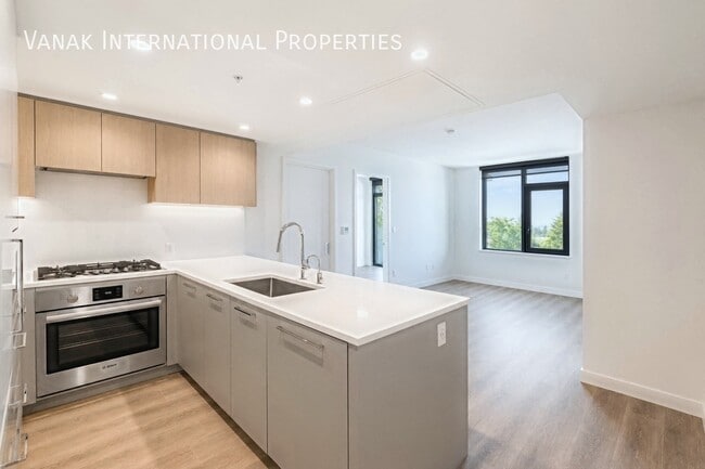 Building Photo - Brand New O2 Metrotown | 2 Bed, 2 Bath + Den Prime Metrotown Location