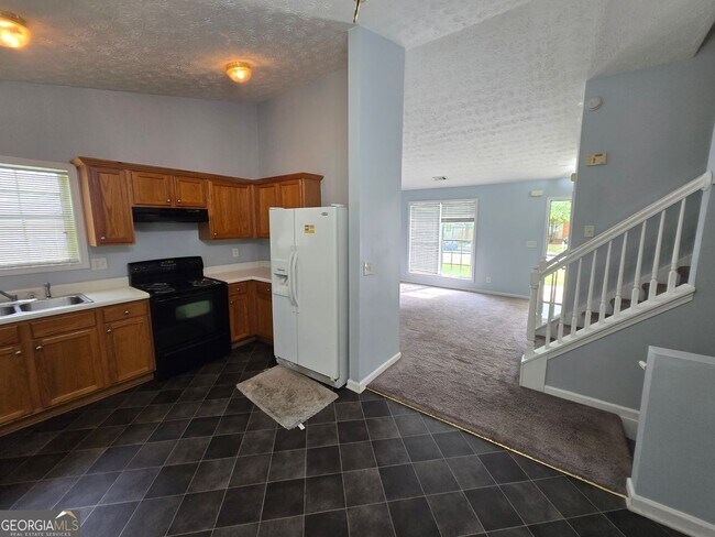 Building Photo - 2344 Oakland Spring Dr