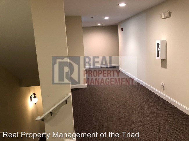 Building Photo - 4722 Tatton Park Cir