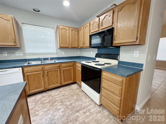Foto del edificio - 5745 Prescott Ct