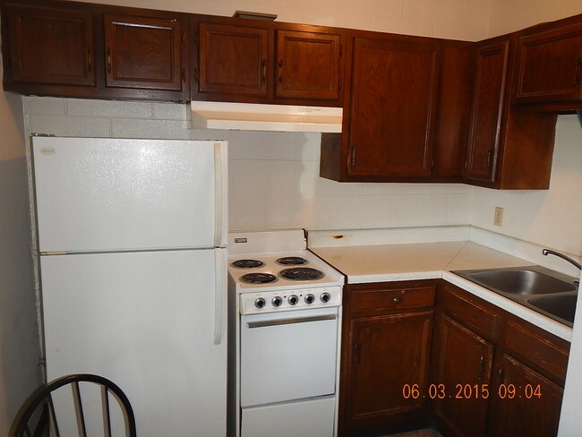 Building Photo - 1120 Grand Dr