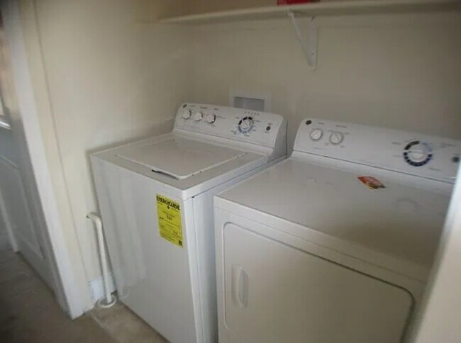 Foto del edificio - 115 Montalto Dr