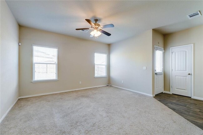 Foto del edificio - 15012 Bullbrier Rd